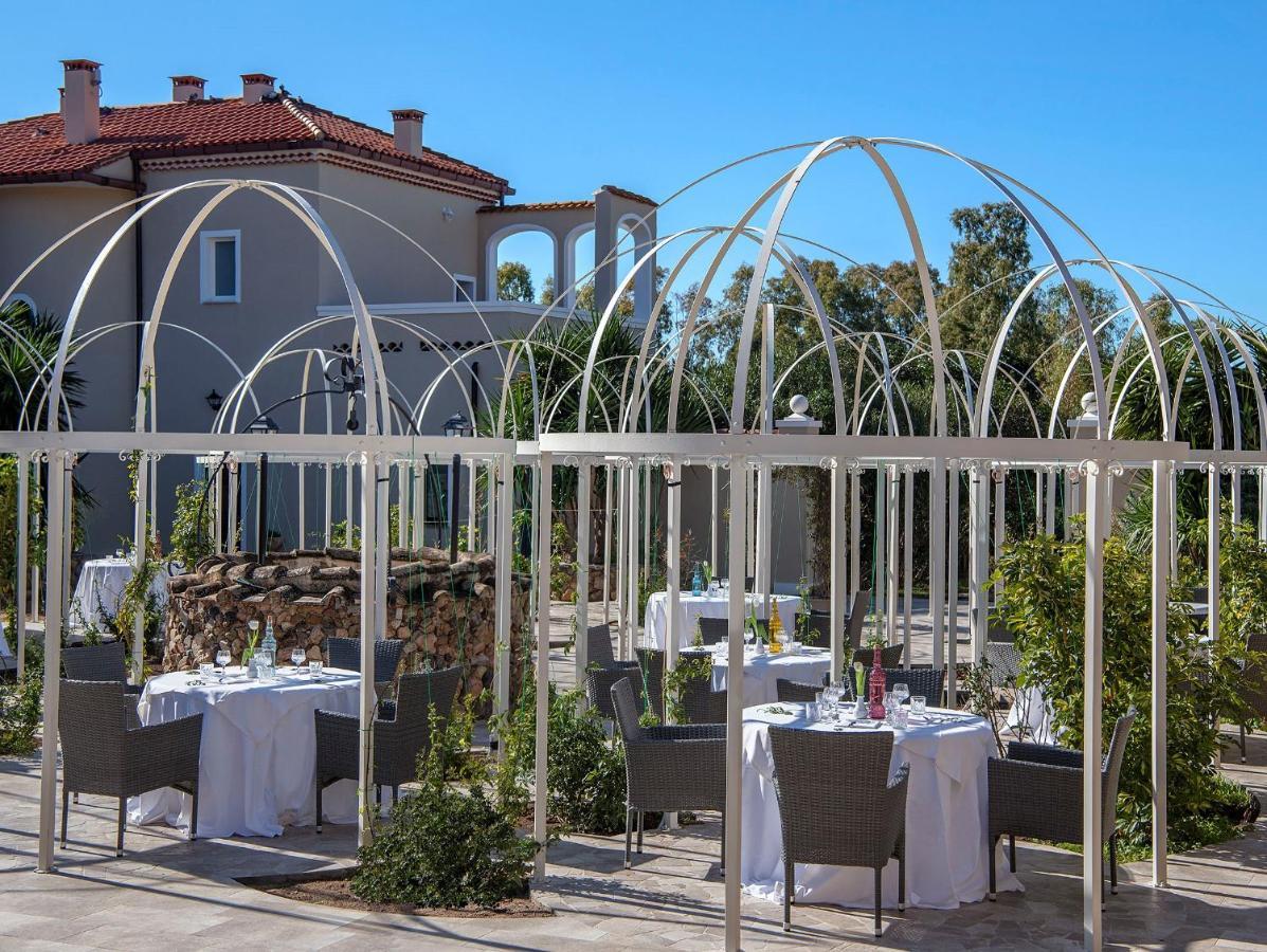 Villa Cavalieri Country Hotel بولا المظهر الخارجي الصورة