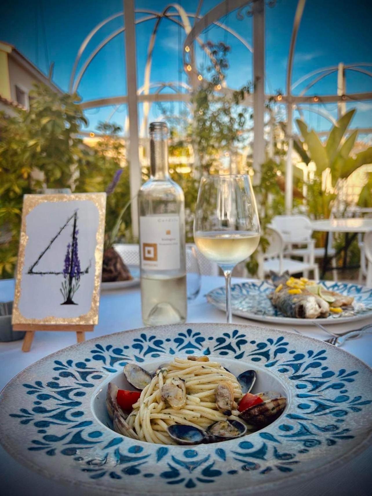 Villa Cavalieri Country Hotel بولا المظهر الخارجي الصورة